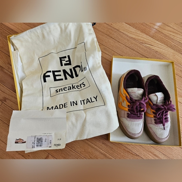 Fendi Sneaker - Picture 11 of 11
